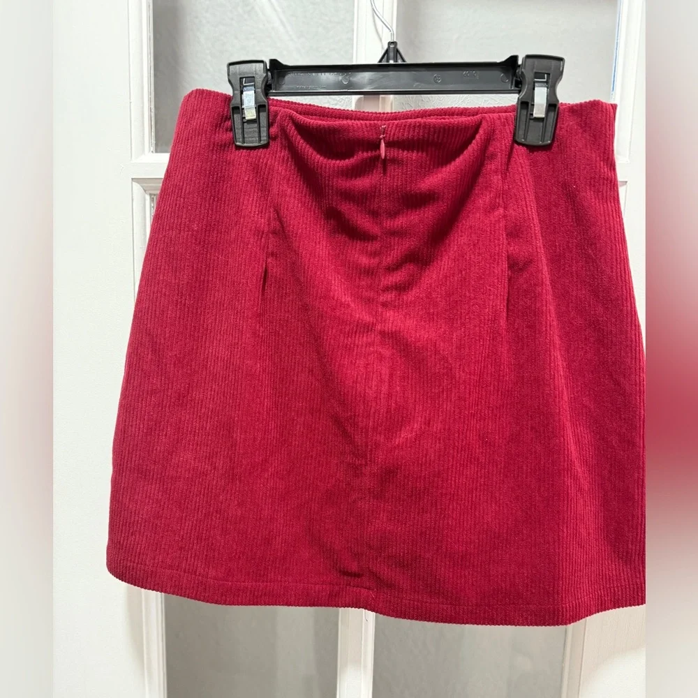 NWT Halara High Waisted 2-in-1 A Line Mini Corduroy Skirt - Picture 8 of 12